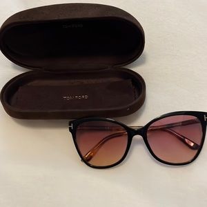 Tom Ford Isabella Sunglasses with case